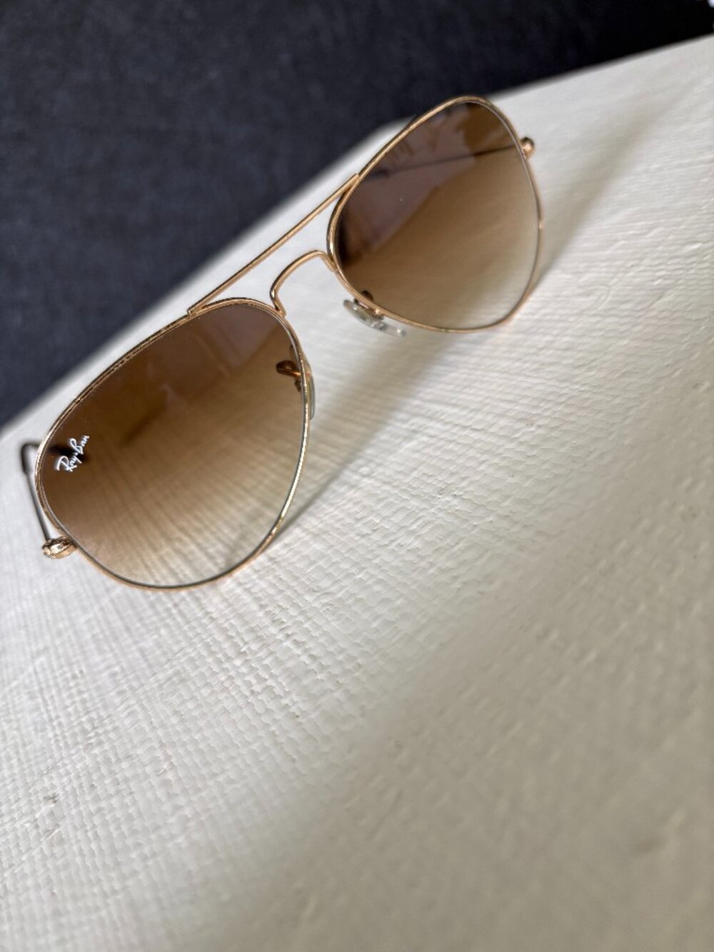 Gold Unisex Ray Ban Aviators